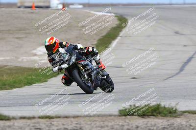media/Mar-22-2025-TrackDaz (Sat) [[0456df0c41]]/Group B/Session 3 (Outside Grapevine)/